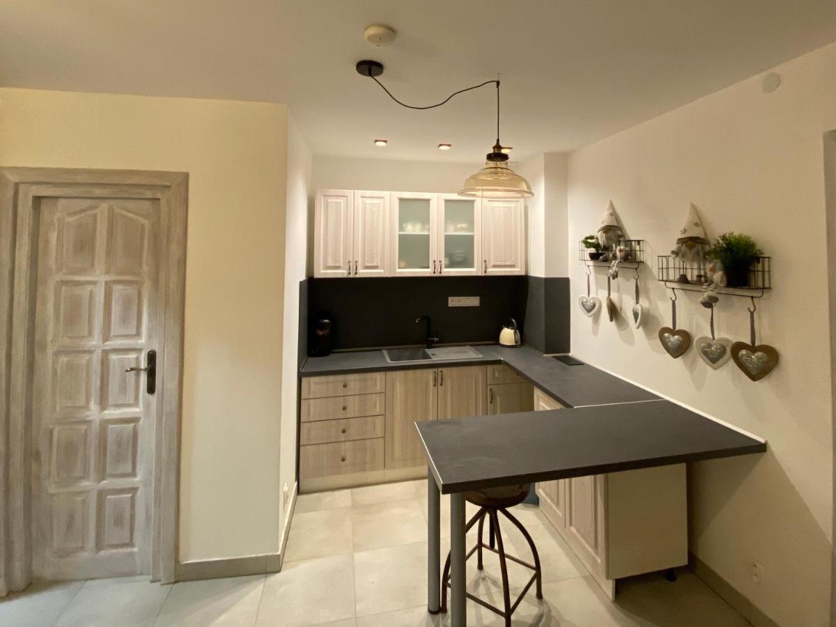 Penzion Vila Petra Bed&Breakfast Velky Slavkov Ngoại thất bức ảnh