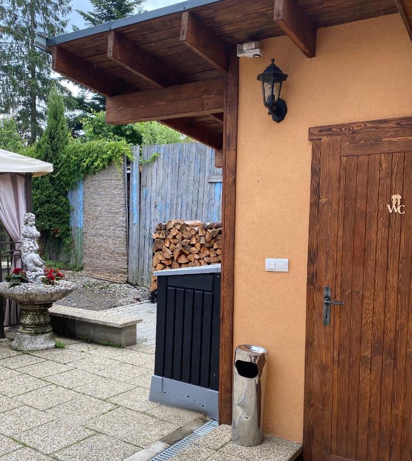 Penzion Vila Petra Bed&Breakfast Velky Slavkov Ngoại thất bức ảnh