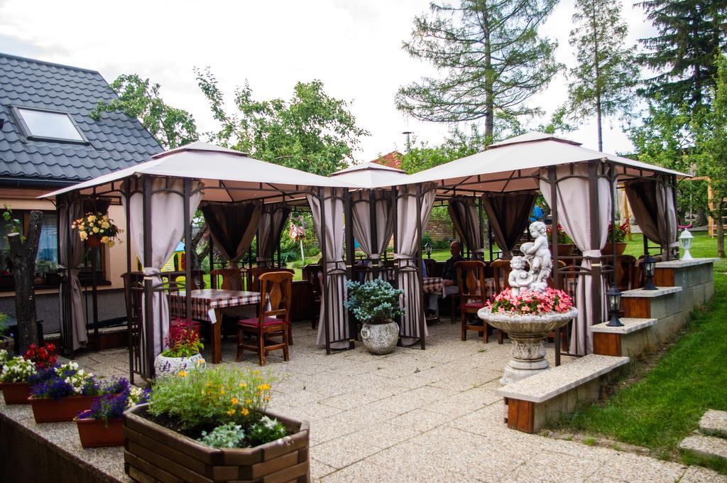 Penzion Vila Petra Bed&Breakfast Velky Slavkov Ngoại thất bức ảnh